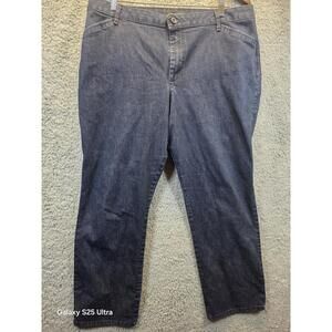 Lee‎ Jeans Women's Size 16S Relaxed Fit Straight Leg Dark Wash Denim